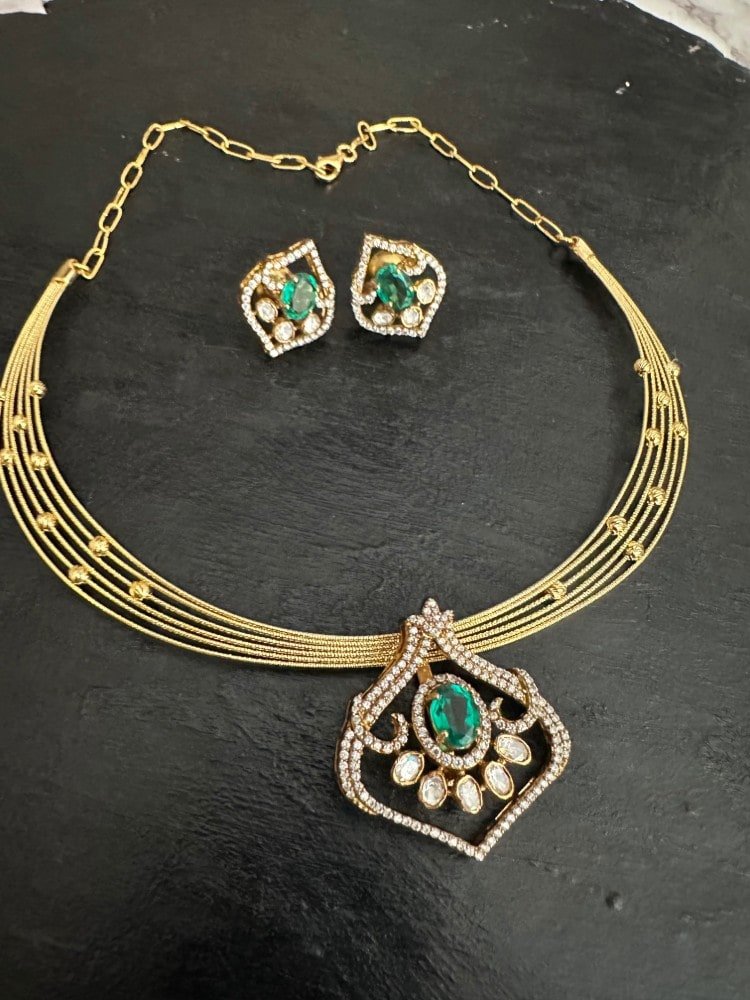 Victorian pendant set Victorian pendant set