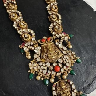 Moissanite Nakshi Haram