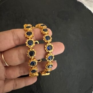 Blue sapphire Flower Design Bangle