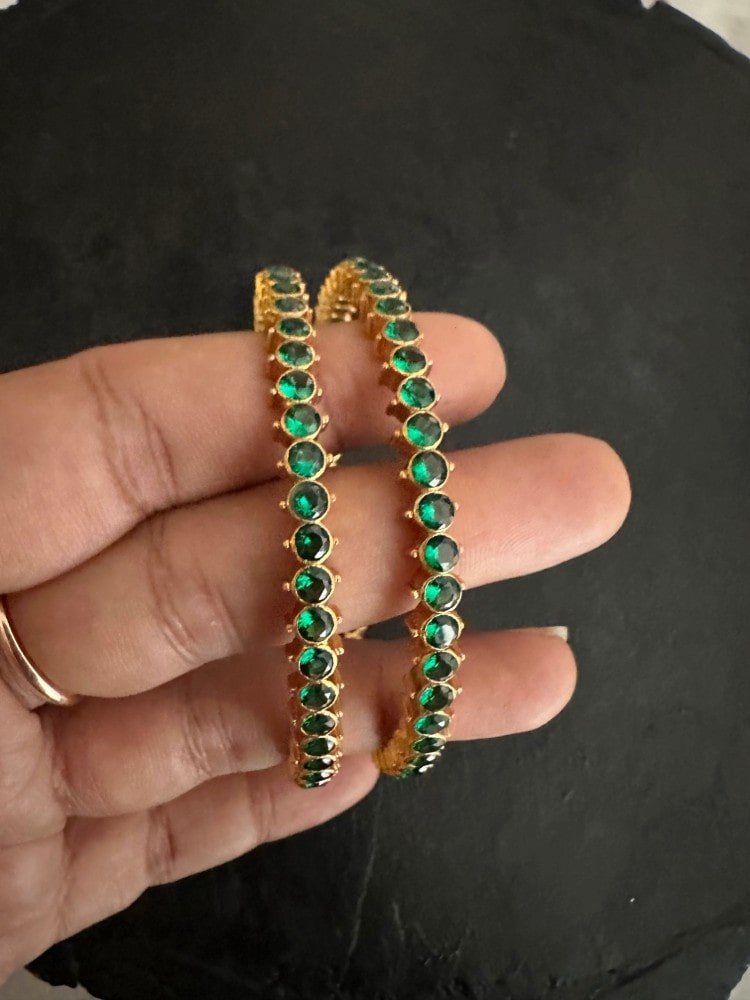 Simple Emerald Bangle Simple Emerald Bangle