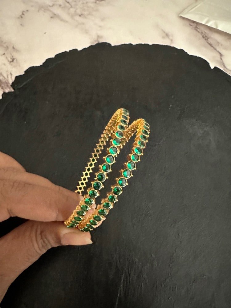 Simple Emerald Bangle Simple Emerald Bangle