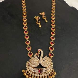 Swan Red Stone Necklace Set