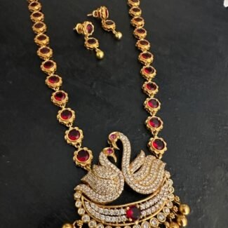 Swan Red Stone Necklace Set