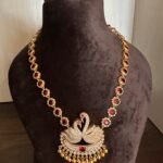 Swan Red Stone Necklace Set