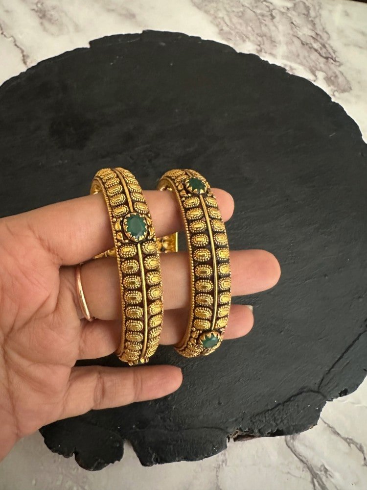 Antique Marakata Bangle Antique Marakata Bangle