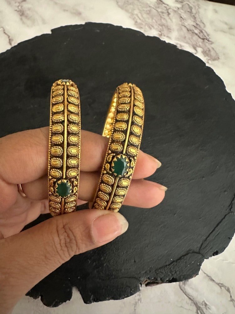 Antique Marakata Bangle Antique Marakata Bangle