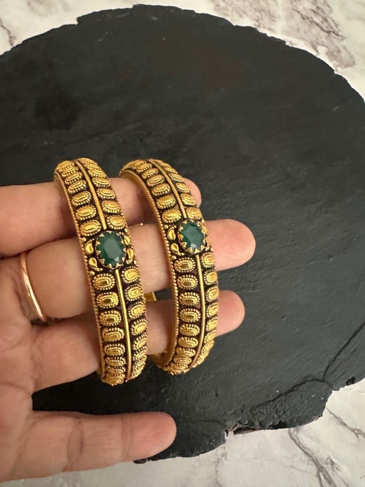 Antique Marakata Bangle Antique Marakata Bangle