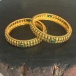 Antique Marakata Bangle
