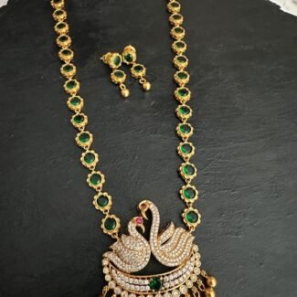 Green stone Swan Necklace set