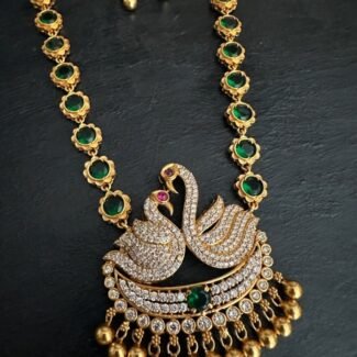 Green stone Swan Necklace set