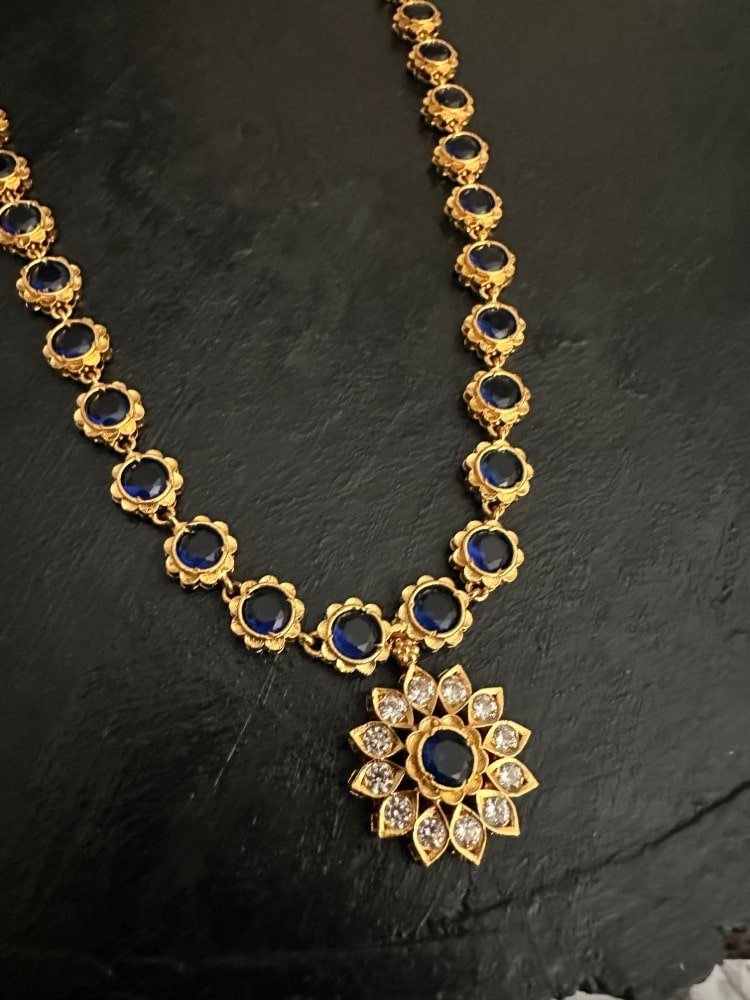 Blue Stone CZ Flower Pendant Necklace Blue Stone CZ Flower Pendant Necklace