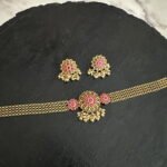 Kundan Flower Design Choker Set