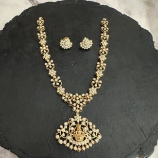 Lakshmi Closed setting Necklace set