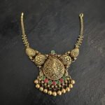 Flower Carvings Simple Necklace