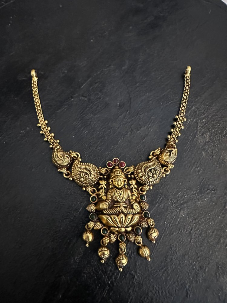 Lakshmi Mango gold Bead Simple Necklace Lakshmi Mango gold Bead Simple Necklace