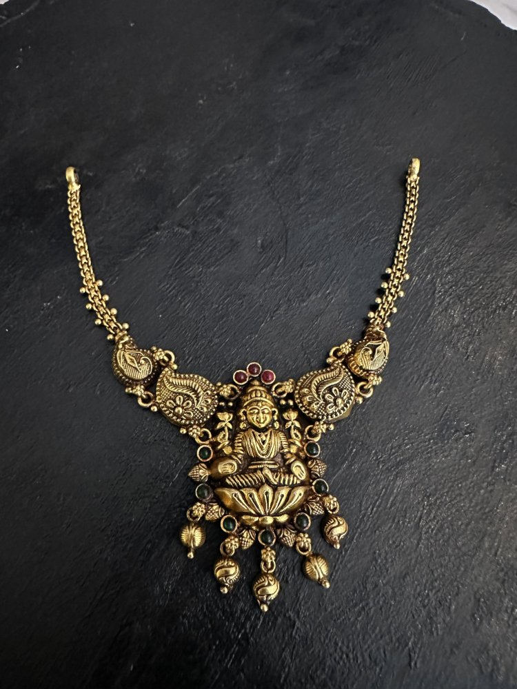 Lakshmi Mango gold Bead Simple Necklace Lakshmi Mango gold Bead Simple Necklace