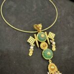 Kolhapuri emerald pendant Hasli necklace