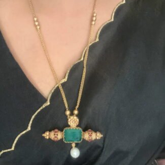 Kolapuri pendant in long chain- Sundari