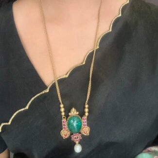 Kolapuri pendant in long chain- Rupavati