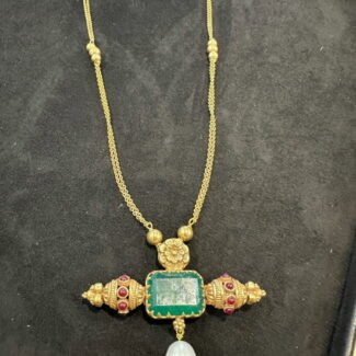 Kolapuri pendant in long chain- Sundari