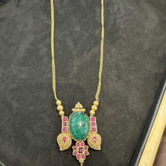 Kolapuri pendant in long chain- Rupavati