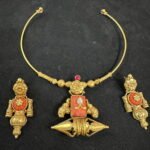 Hasli kolapuri coral pendant necklace set