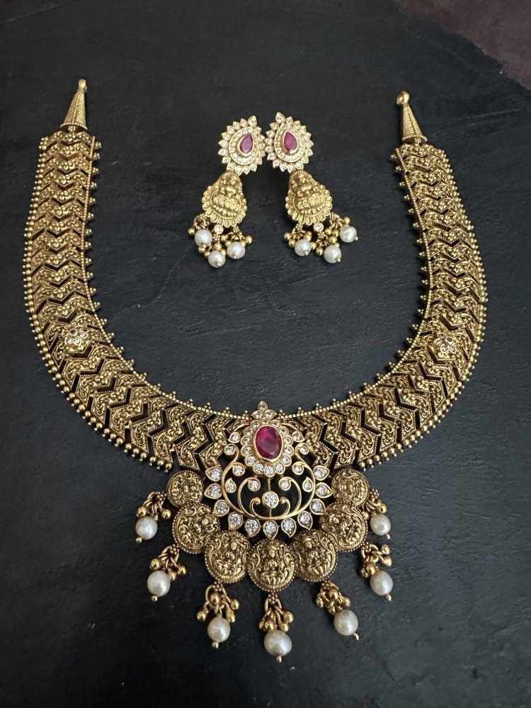 Zig Zag Lakshmi Necklace Set Zig Zag Lakshmi Necklace Set