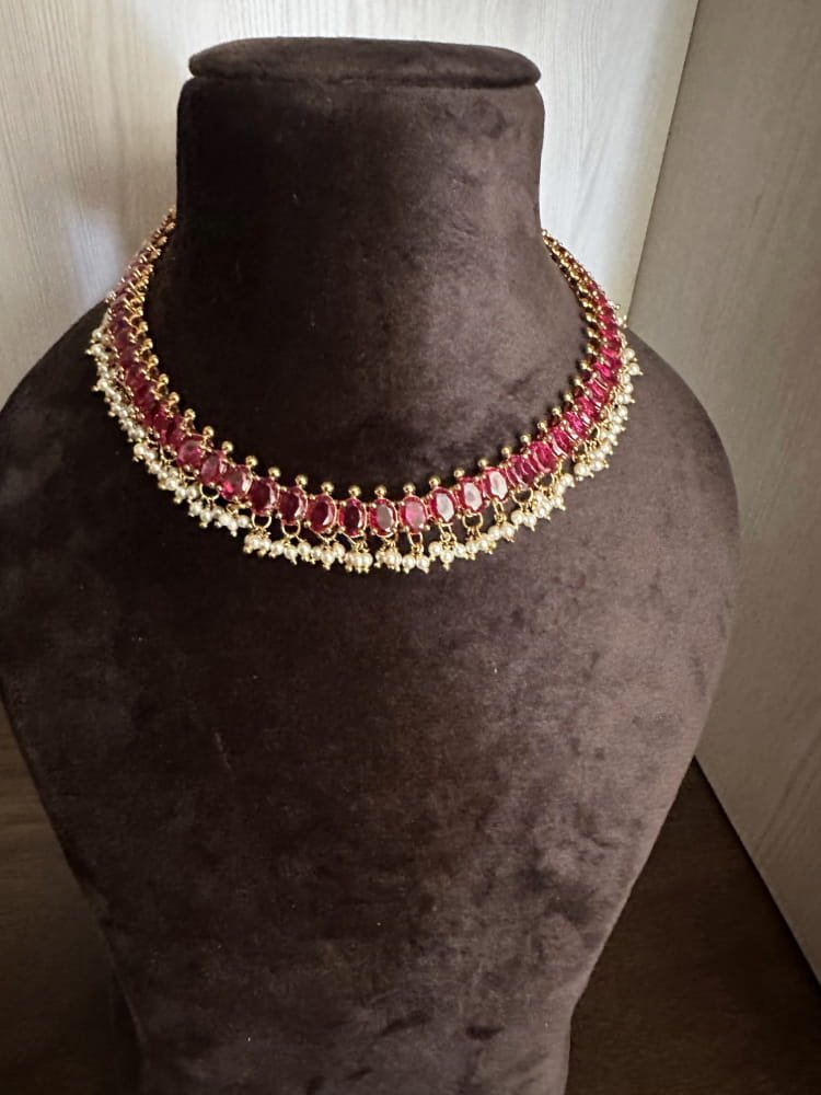 Ruby Oval Stone Necklace Set Ruby Oval Stone Necklace Set