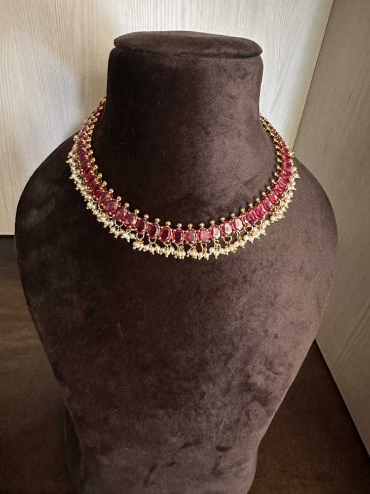 Ruby Oval Stone Necklace Set Ruby Oval Stone Necklace Set