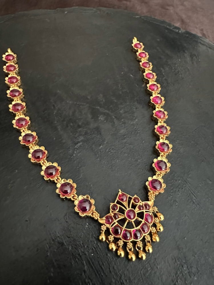 Ruby Kemp Flower Necklace Ruby Kemp Flower Necklace